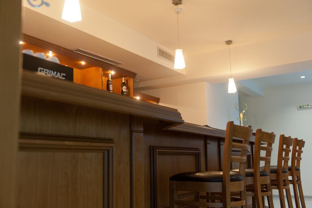 Hotel Astrea Hisarya Dış mekan fotoğraf