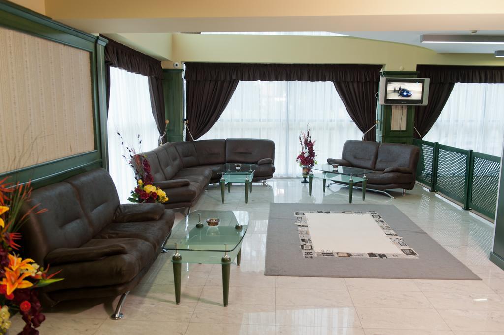 Hotel Astrea Hisarya Dış mekan fotoğraf